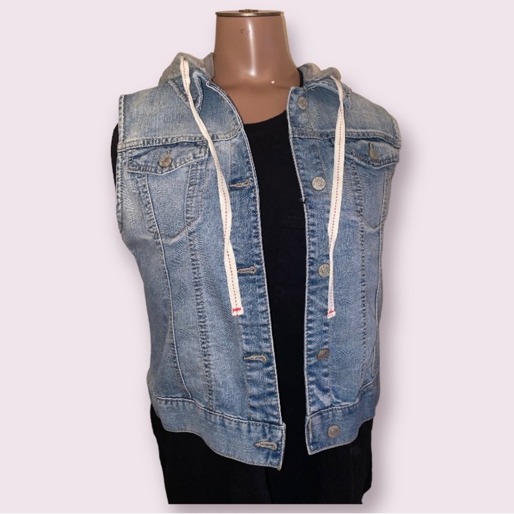 DENIM VEST JACKET WITH HOODIE